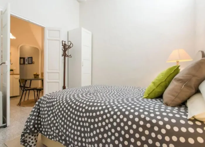 Casa Pepita: Vintage Spirit In The Old Town